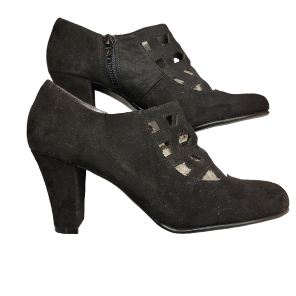 AEROSOLES HEEL REST Bootie Heel - Picture 7 of 10